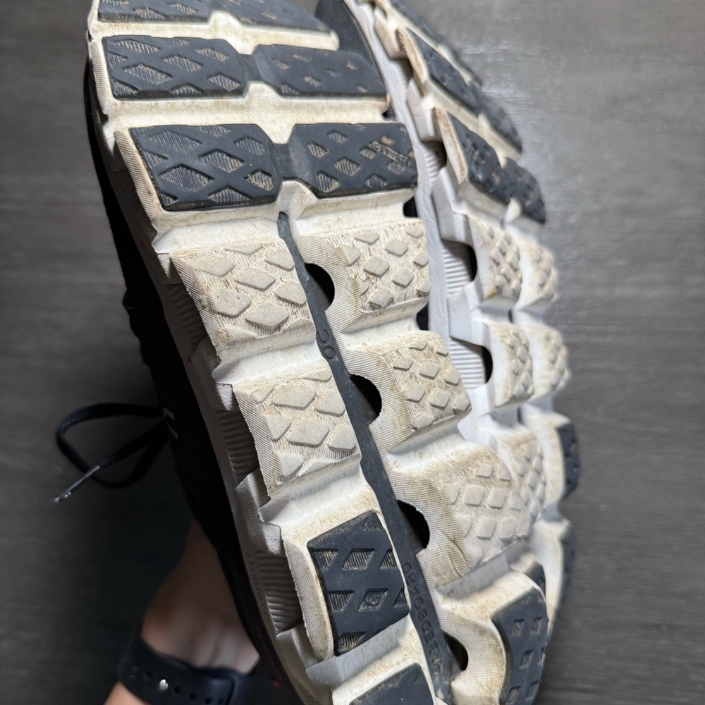 On Running Cloudswift Black And White Tennis Shoes Sneakers 11.5 - Picture 13 of 14